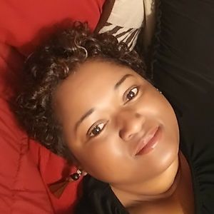 Meet your Posher, Debra